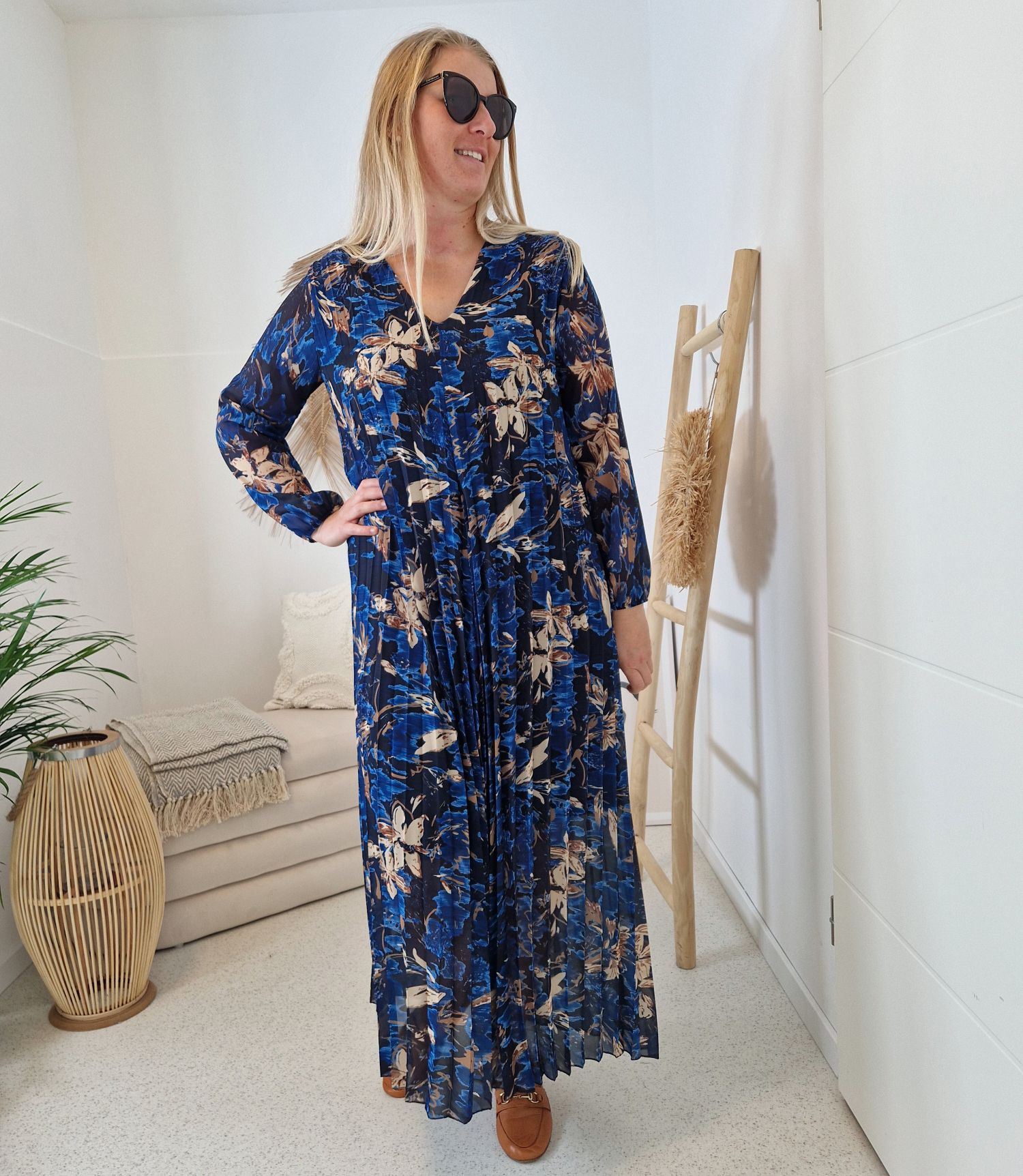 MAXI PLISSEE DRESS ULA BLAU 36-42 Made in Italy Plissee Herbst Kleid MAXI PLISSEE DRESS ULA BLAU 36-42 Made in Italy Plissee Herbst Kleid