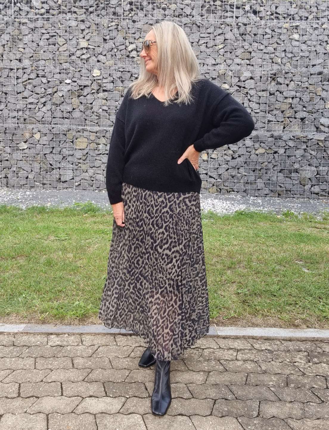 PLISSEE SKIRT SARABI LEO KAHKI Midi Rock Made in Italy 34-40 PLISSEE SKIRT SARABI LEO KAHKI Midi Rock Made in Italy 34-40
