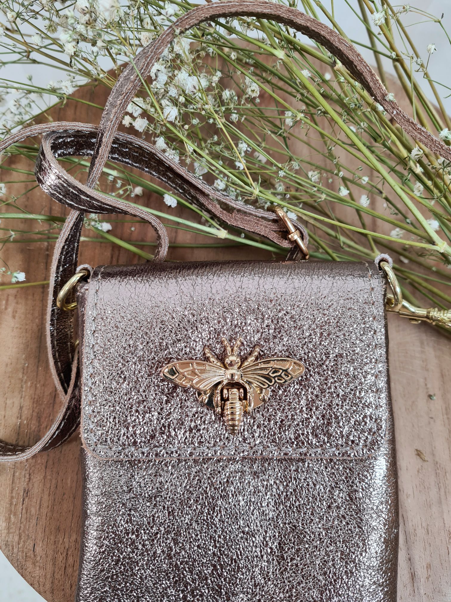 HANDYTASCHE BIENE SMALL METALLIC GOLD Ledertasche Umhängetasche Made in Italy echt Leder Tasche versch. Farbe