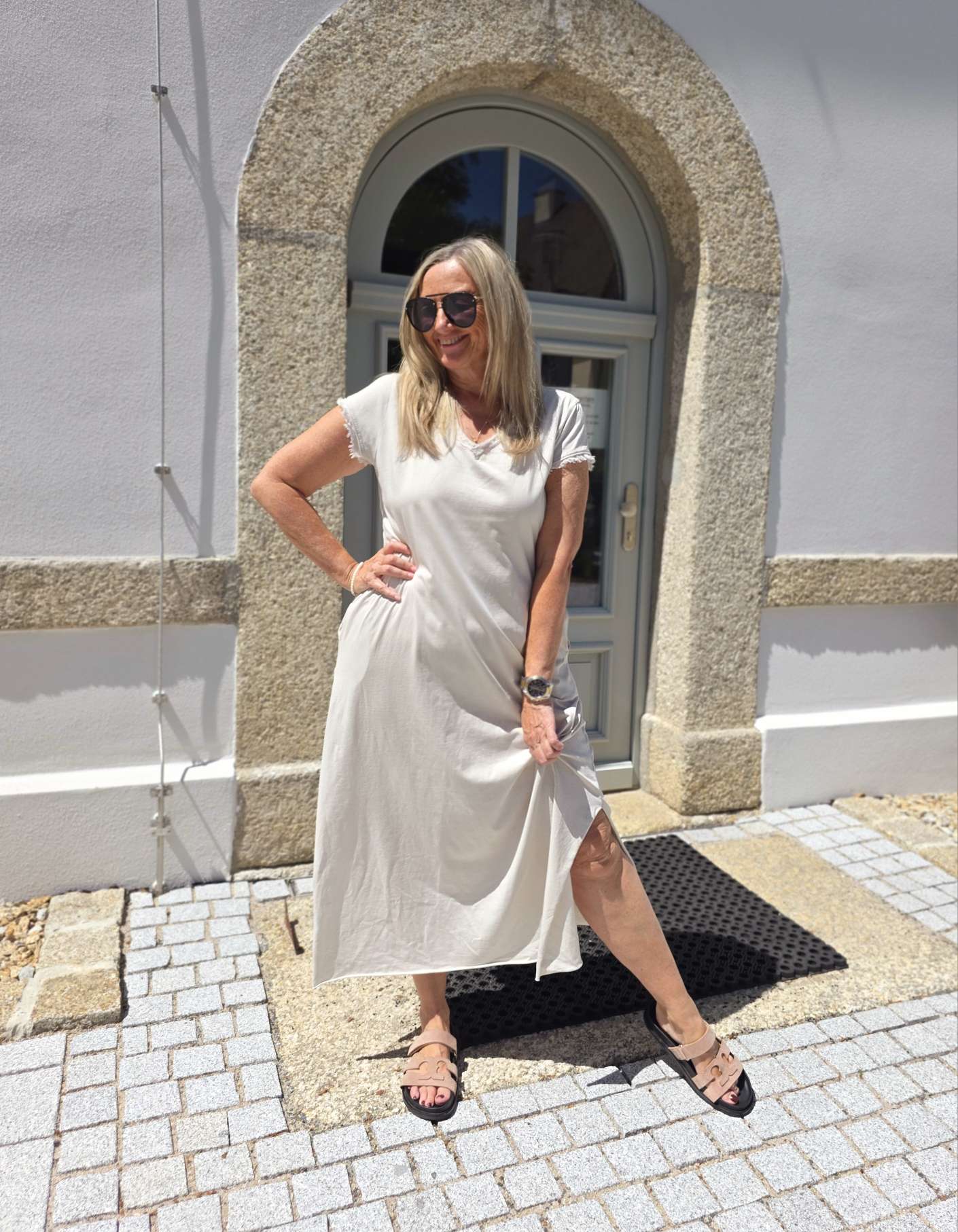 T-SHIRT KLEID SELENA RAW CUT NÄHTE 34 - kleine 42