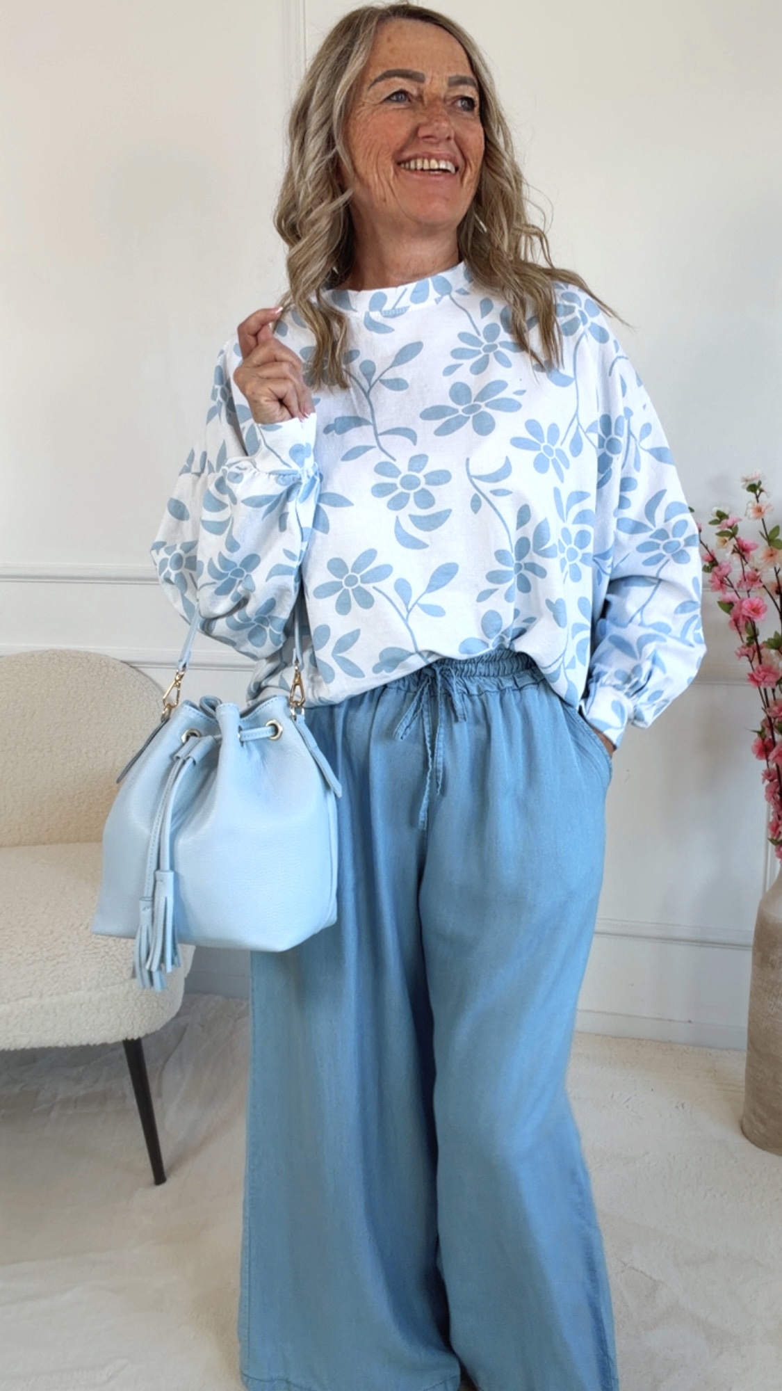 Echtleder-Beuteltasche CHLONES mit Quasten – stilvoll & feminin Made in Italy PRE ORDER