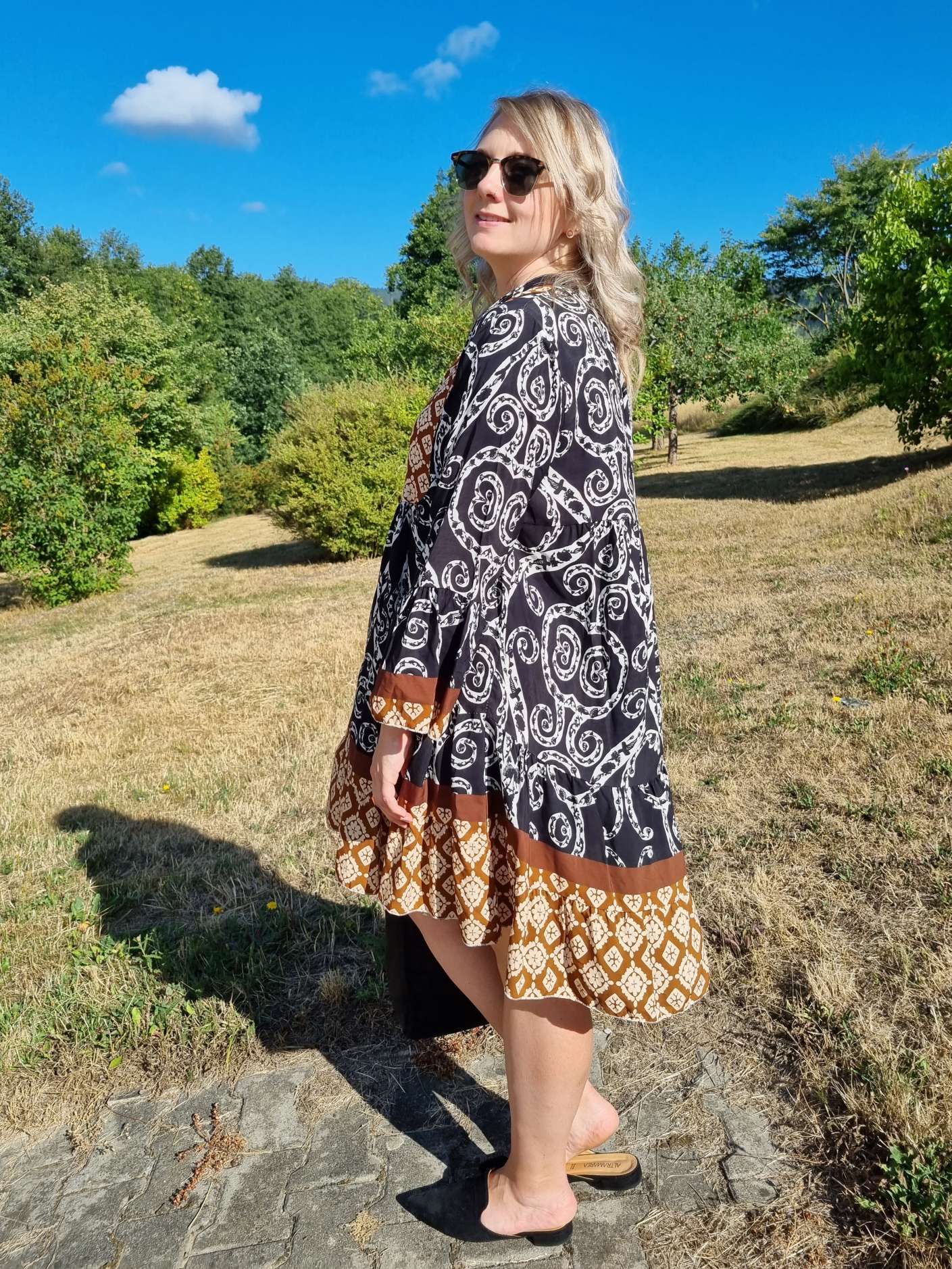 SHORT TUNIKA DRESS FIONA BLACK 34-40/42 Made in Italy langes Kleid Hängerchen Tunikakleid SHORT TUNIKA DRESS FIONA BLACK 34-40/42 Made in Italy langes Kleid Hängerchen Tunikakleid