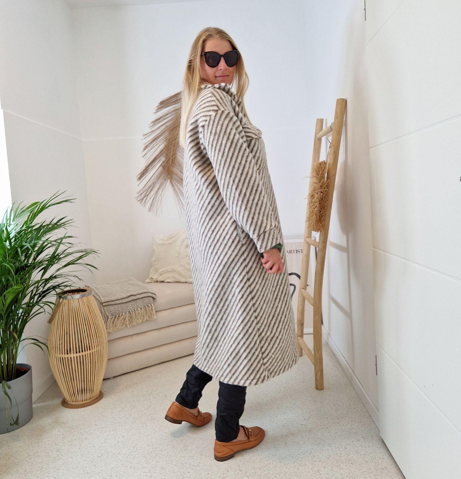 WOLL MANTEL PIA STRIPES BRAUN 36-42 Made in Italy Winter Jacke Fleece Mantel COAT Kopie WOLL MANTEL PIA STRIPES BRAUN 36-42 Made in Italy Winter Jacke Fleece Mantel COAT Kopie