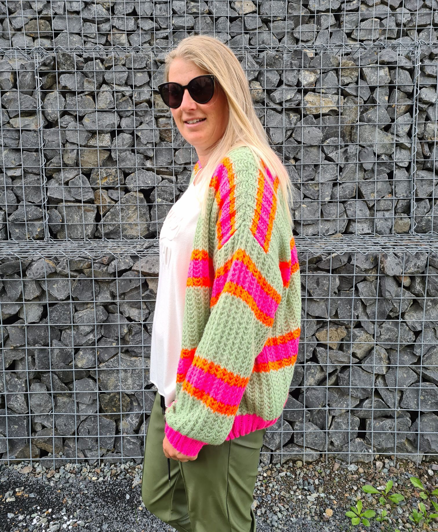 SHORT KNIT CARDIGAN MYKONOS STRIPES BUTTONS LIGHT GRÜN ORANGE PINK kurze Strick Jacke Made in Italy Streifen Knöpfe 34-42 SHORT KNIT CARDIGAN MYKONOS STRIPES BUTTONS LIGHT GRÜN ORANGE PINK kurze Strick Jacke Made in Italy Streifen Knöpfe 34-42