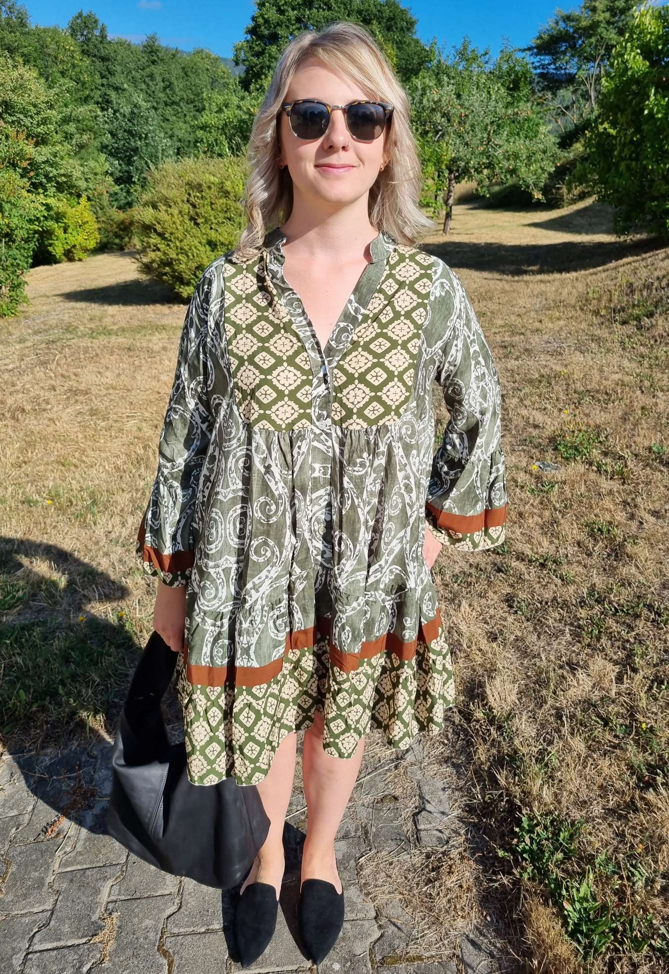 SHORT TUNIKA DRESS FIONA KHAKI 34-40/42 Made in Italy langes Kleid Hängerchen Tunikakleid SHORT TUNIKA DRESS FIONA KHAKI 34-40/42 Made in Italy langes Kleid Hängerchen Tunikakleid