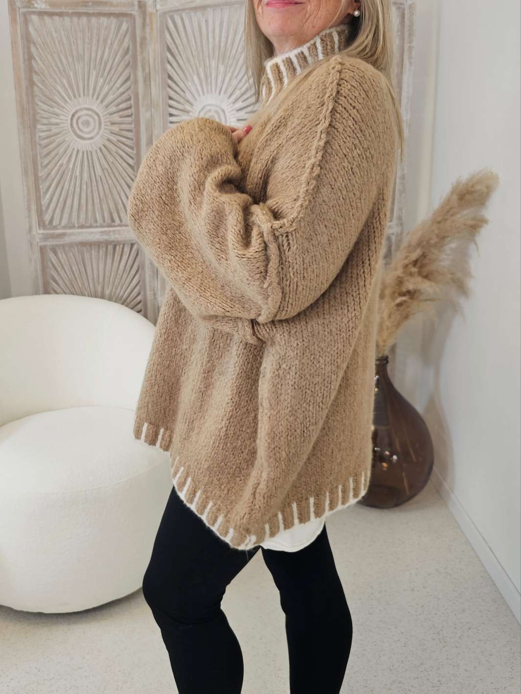 COZY KNIT SWEATER MALAGA Made in Italy 34-44 Stehkragen Pullover Kontrast Saum COZY KNIT SWEATER MALAGA Made in Italy 34-44 Stehkragen Pullover Kontrast Saum