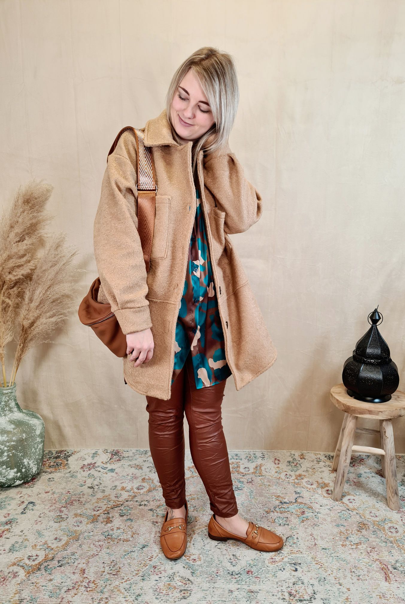WOLL MANTEL KURZ SANDRO CAMEL 34-42 Made in Italy Winter Jacke Fleece COAT WOLL MANTEL KURZ SANDRO CAMEL 34-42 Made in Italy Winter Jacke Fleece COAT