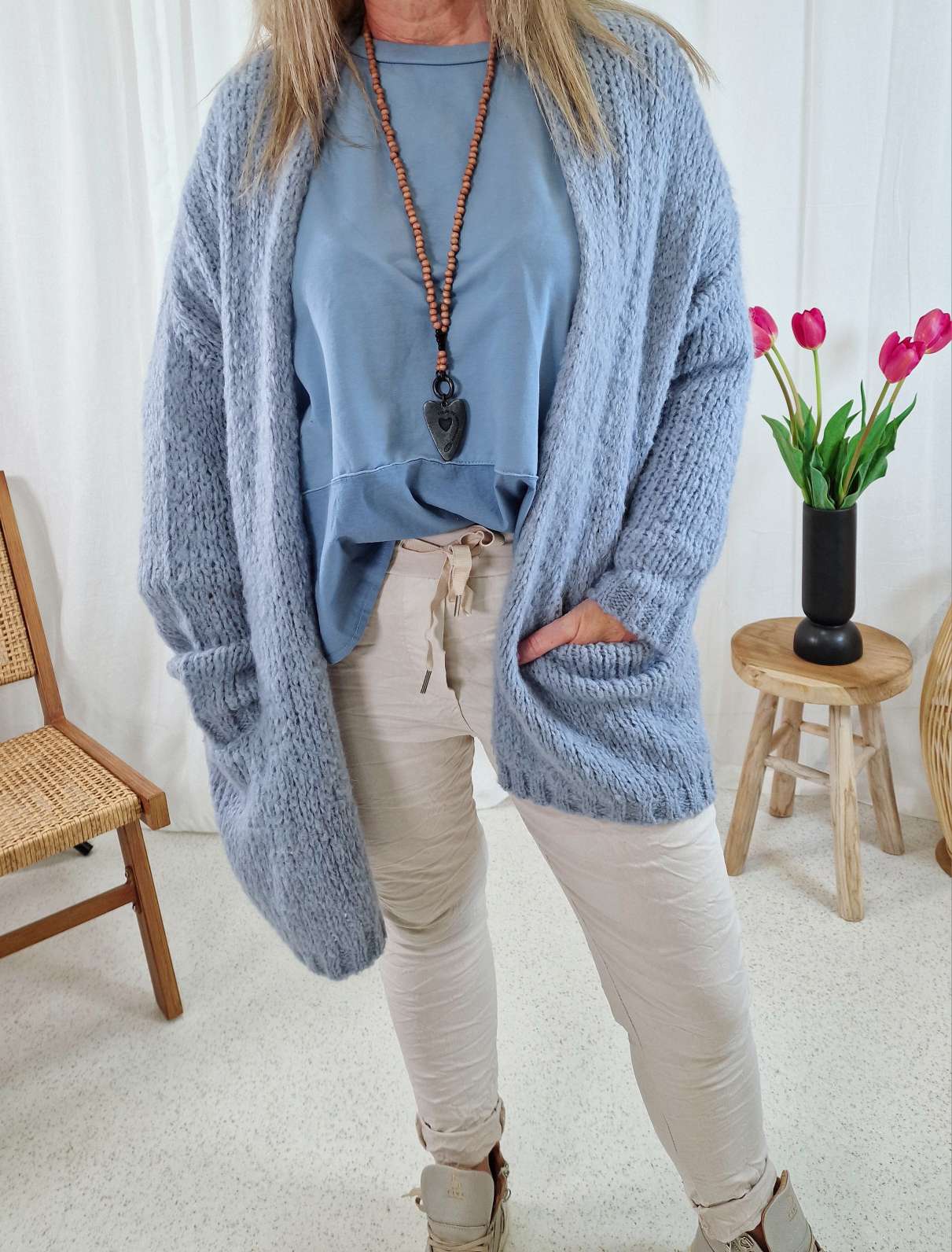 KNIT CARDIGAN JANA HELLBLAU 34-42 Made in Italy kurze Strickjacke