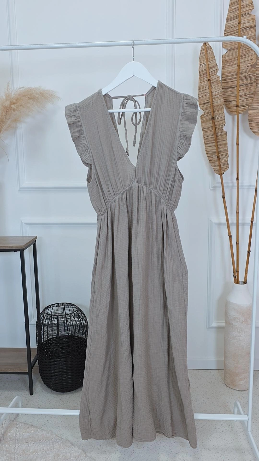 Taupe