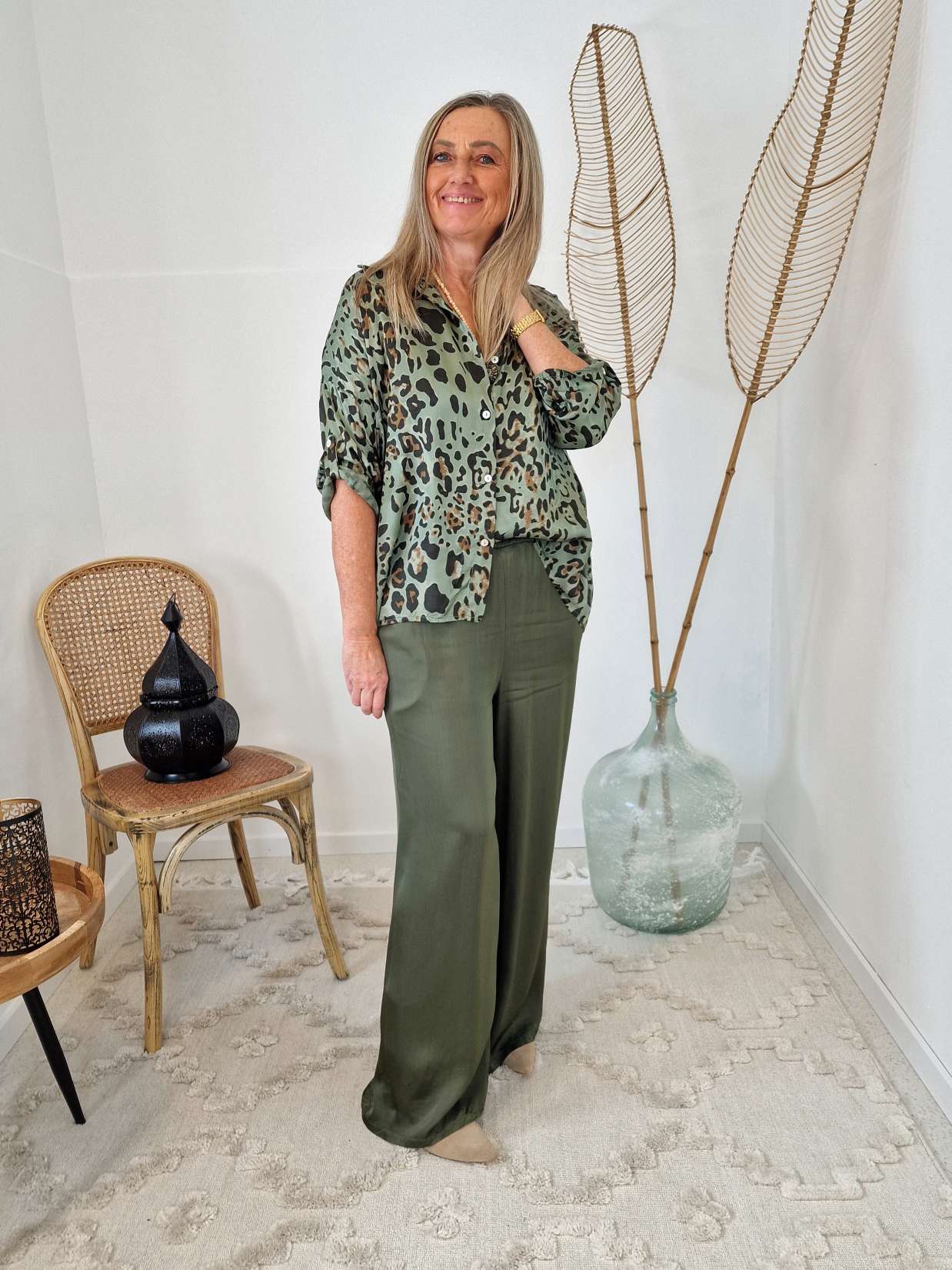 EDLE SILK HOSE KARIN KHAKI Satin Hose Seiden Mix Made in Italy Sommerhose 34-42