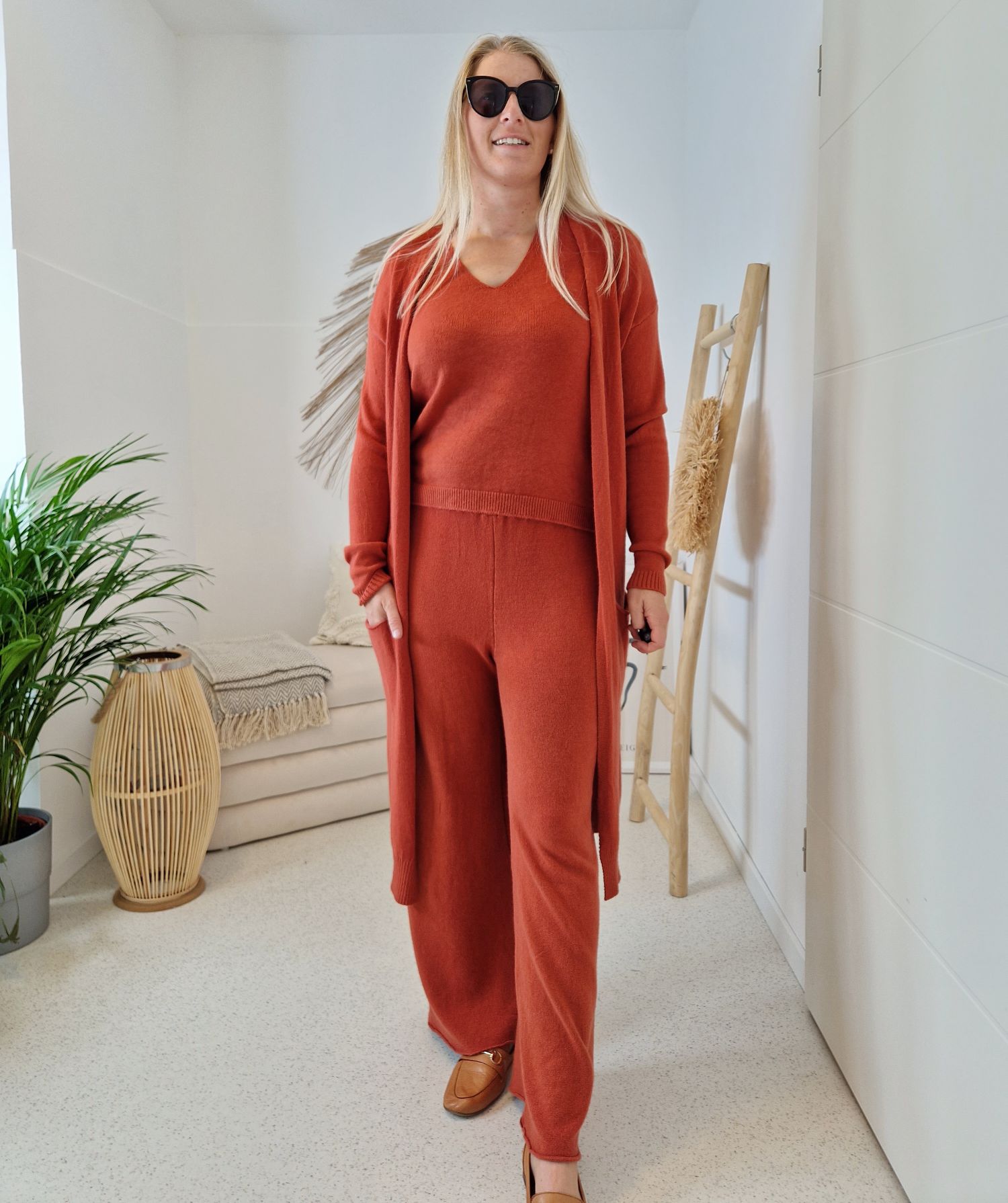 3-TEILIGES STRICK SET BEATRICE ROST 36-40 Made in Italy Hose Pullunder Mantel Cardigan 3-TEILIGES STRICK SET BEATRICE ROST 36-40 Made in Italy Hose Pullunder Mantel Cardigan