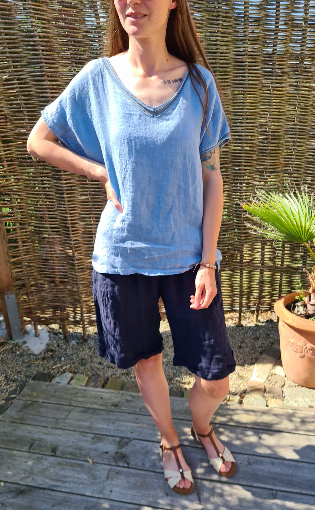 BASIC LINEN SHIRT MERIDA BLAU 34-42 Made in Italy Basic Leinen Kurzarm T-Shirt BASIC LINEN SHIRT MERIDA BLAU 34-42 Made in Italy Basic Leinen Kurzarm T-Shirt